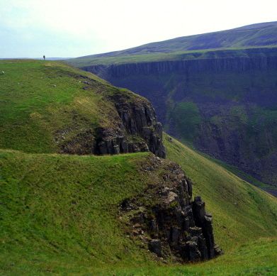 high cup nick is a classic example of a u shaped glacial valley, near dufton, cumbria, england