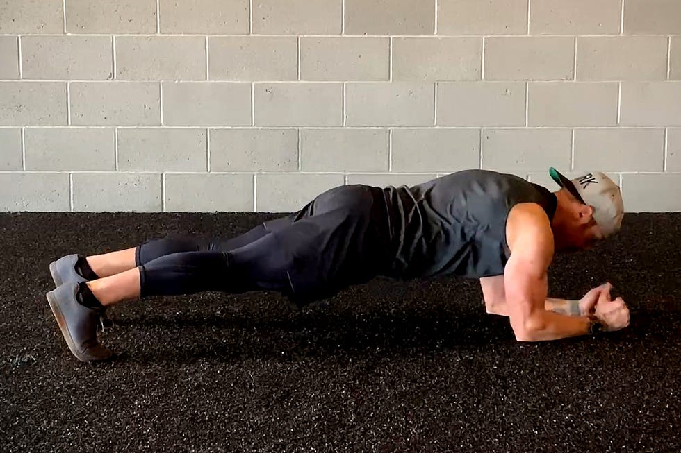 indoor workout, high to low plank