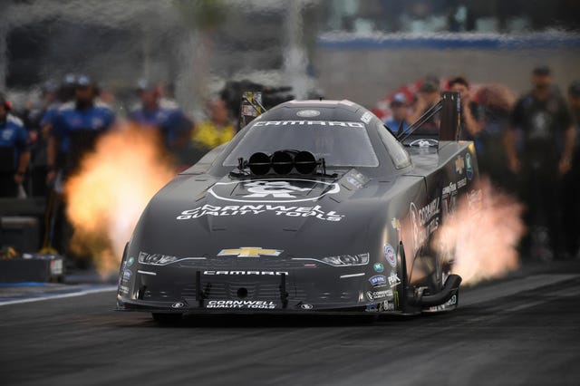 NHRA Nevada Nationals Friday Qualifying: Robert Hight Stays Alive in Funny  Car