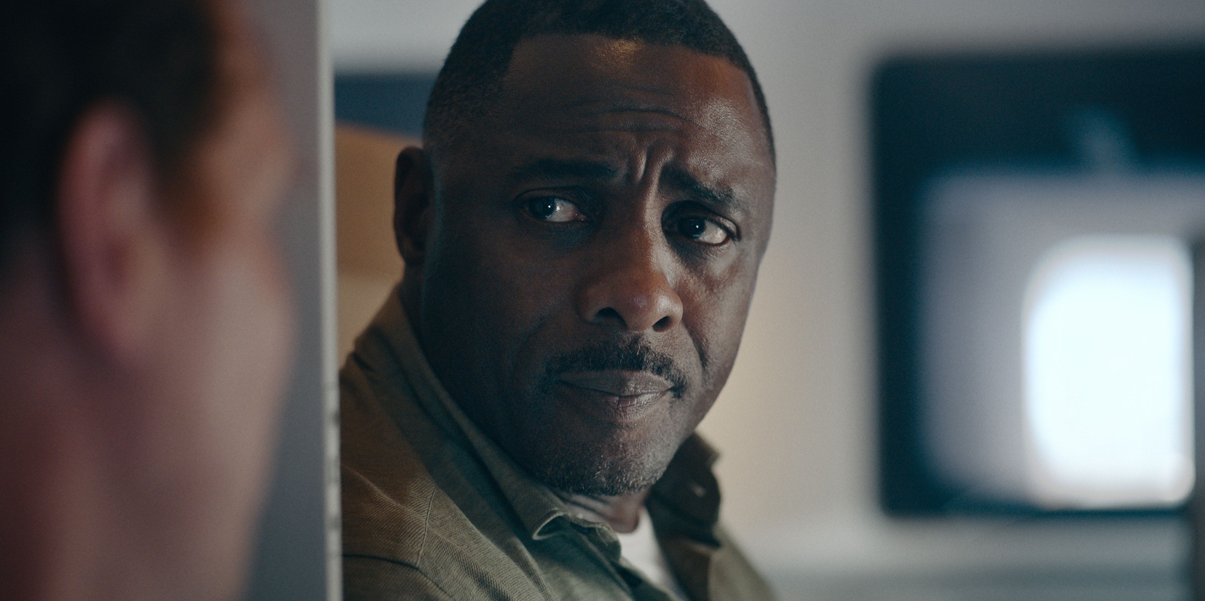 Did Idris Elba get shot in Hijack? Episode 3 explained