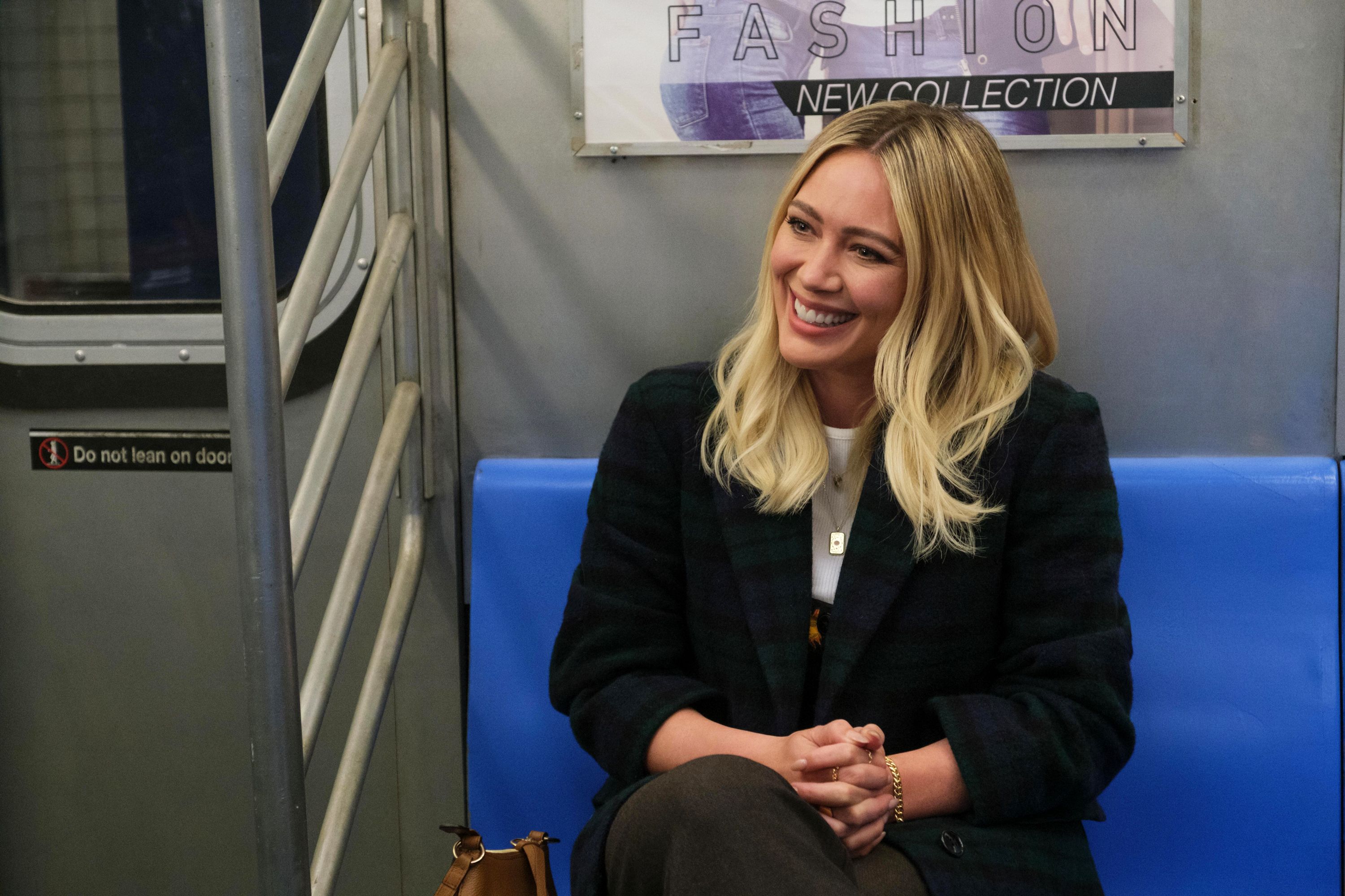How I Met Your Father': Hulu Orders Hilary Duff-Led Spinoff