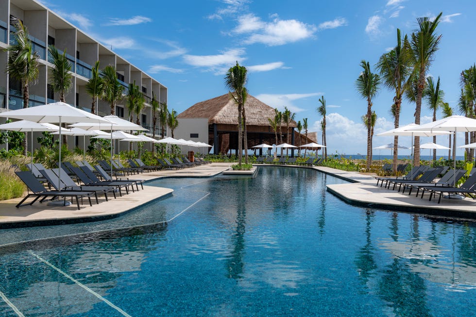 All-inclusive resort for teens — Hilton Tulum Hilton Tulum, an all-inclusive resort for teens