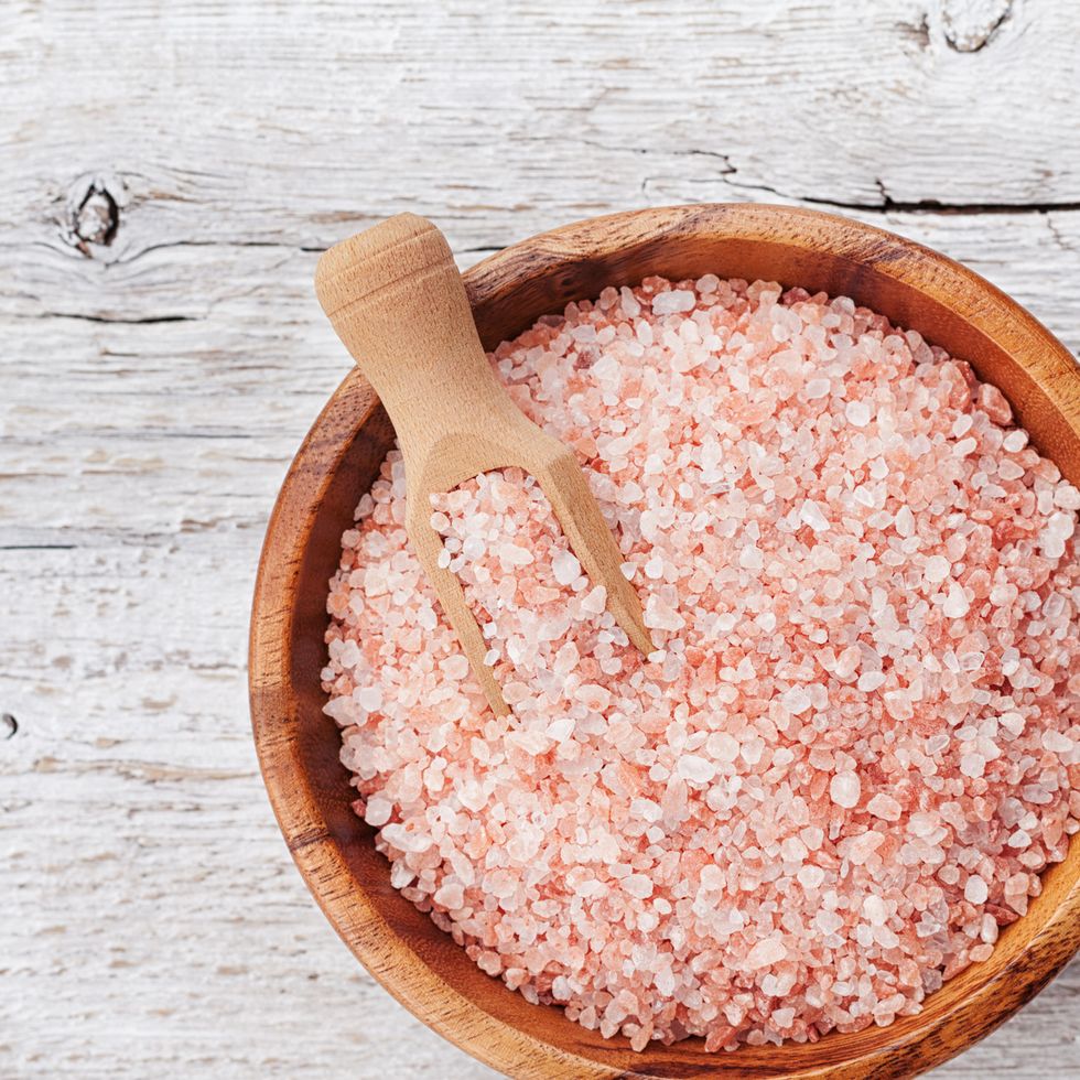 6 Healing Himalayan Pink Salt Benefits - How to Use Himalayan Salt