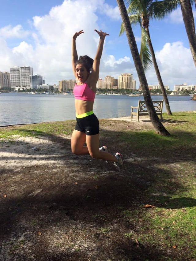 Physical fitness, Shoulder, Arm, Leg, Water, Joint, Stretching, Tree, Sportswear, Grass, 