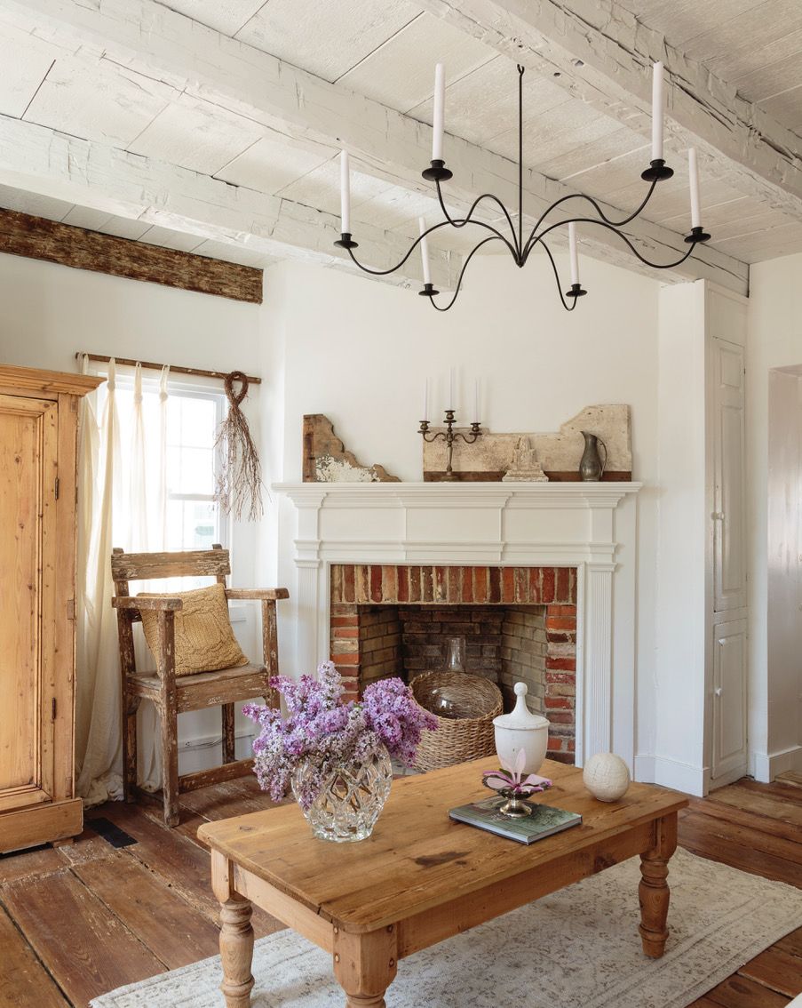 This Historic 1700s Cottage is Restored to Its Happy Humble Roots