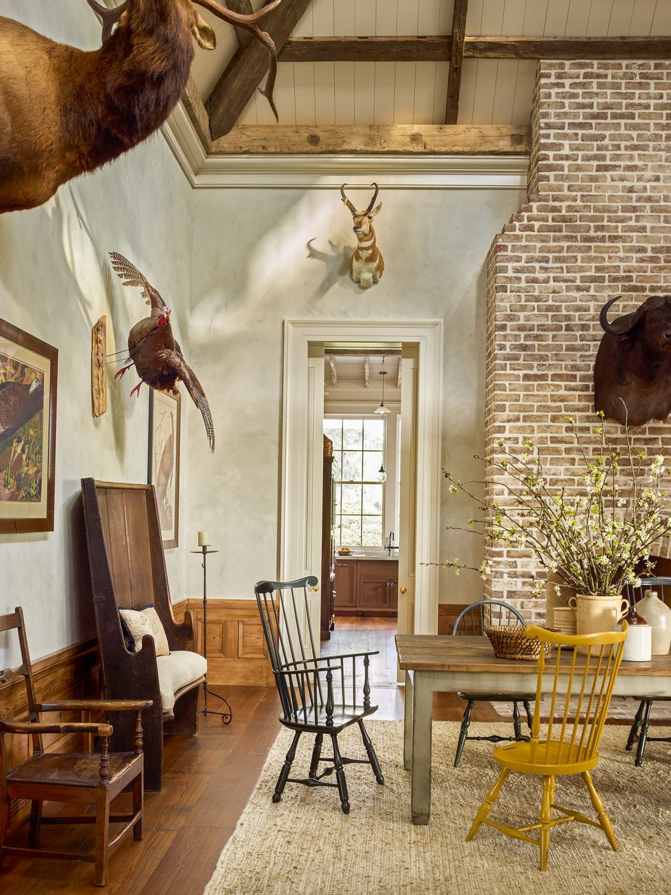 Displaying Dishes, Farmhouse Style! - Town & Country Living