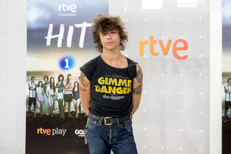 mitch martin en la promocion de la temporada 3 de 'hit' para rtve