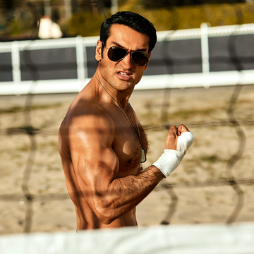 Barechested, Muscle, Beach volleyball, Volleyball, Chest, Eyewear, Net sports, Sunglasses, Competition event, Competition, 