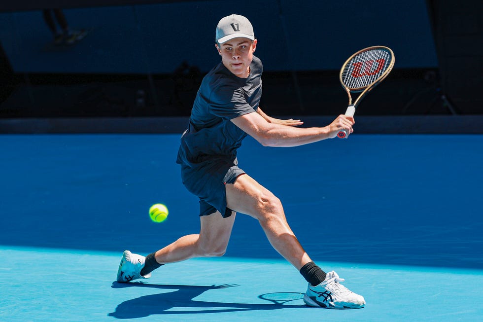 melbourne, australia january 25: benjamin willwerth of the united states plays a backhand against henry bernet of switzerland in their junior boys' singles final during day 14 of the 2025 australian open at melbourne park on january 25, 2025 in melbourne, australia. (photo by darrian traynor/getty images)