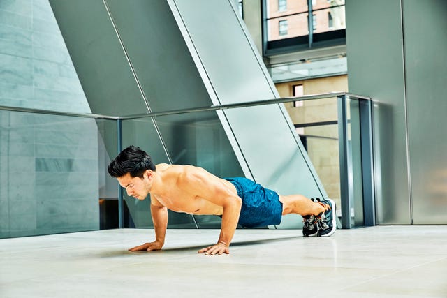 Try This Pushup Guide with Tips, Progressions, and 4-Week Program