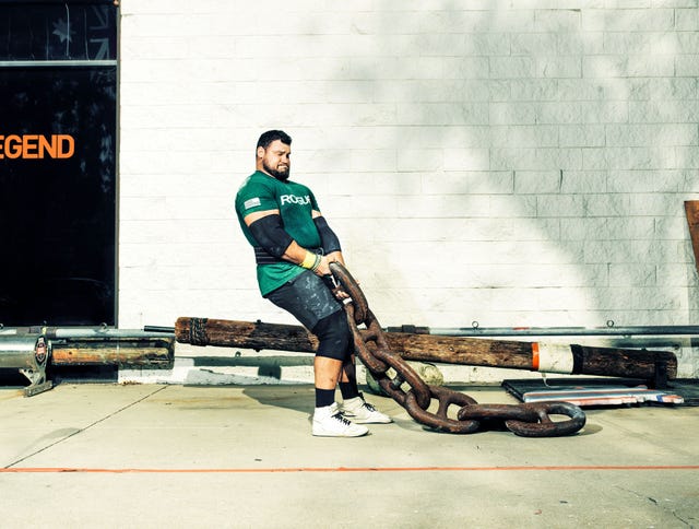 World's Strongest Man Shares Routine To Build 220Kg Squat