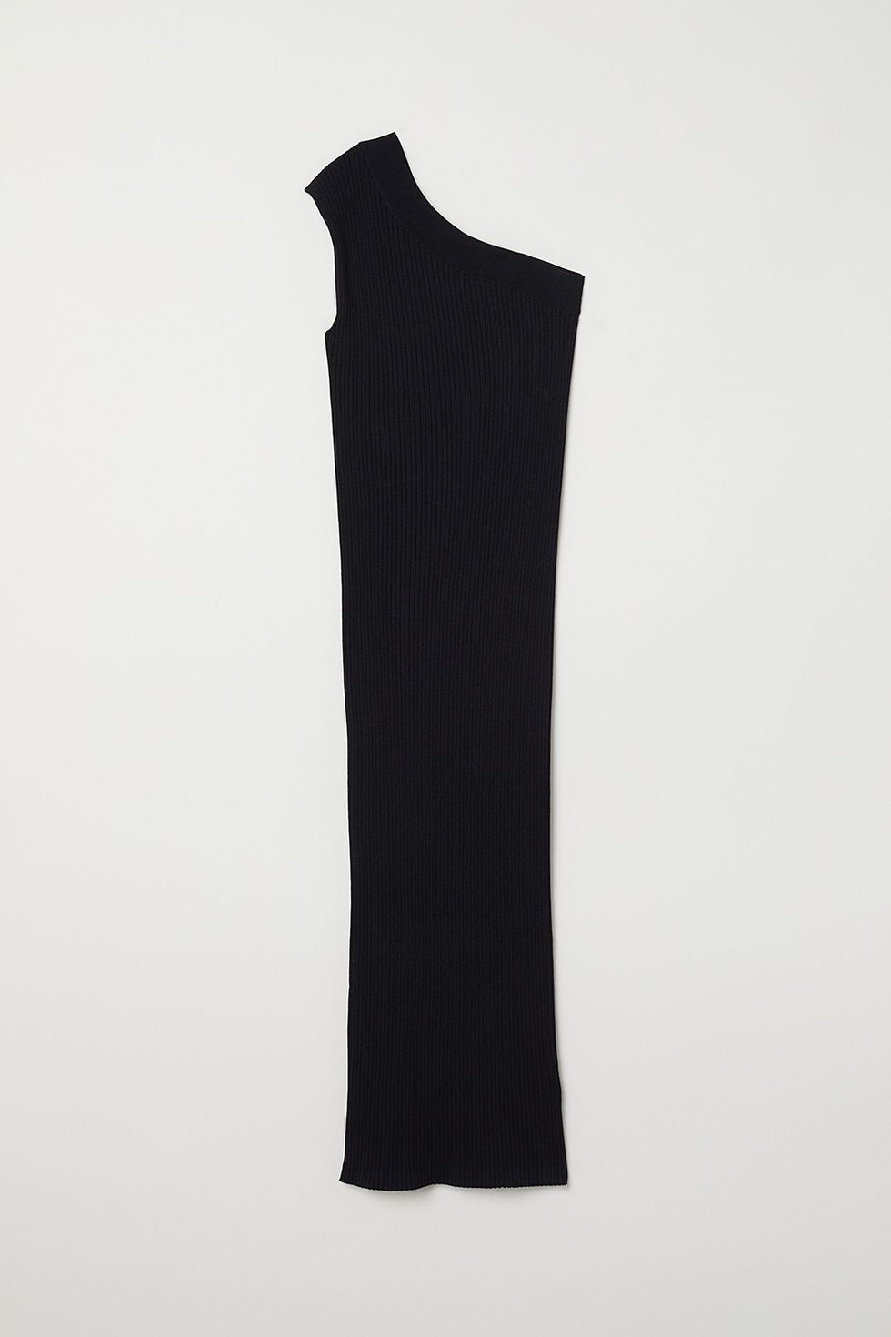 Black, Clothing, Shoulder, Sleeveless shirt, Dress, Sleeve, Cocktail dress, Little black dress, Neck, 