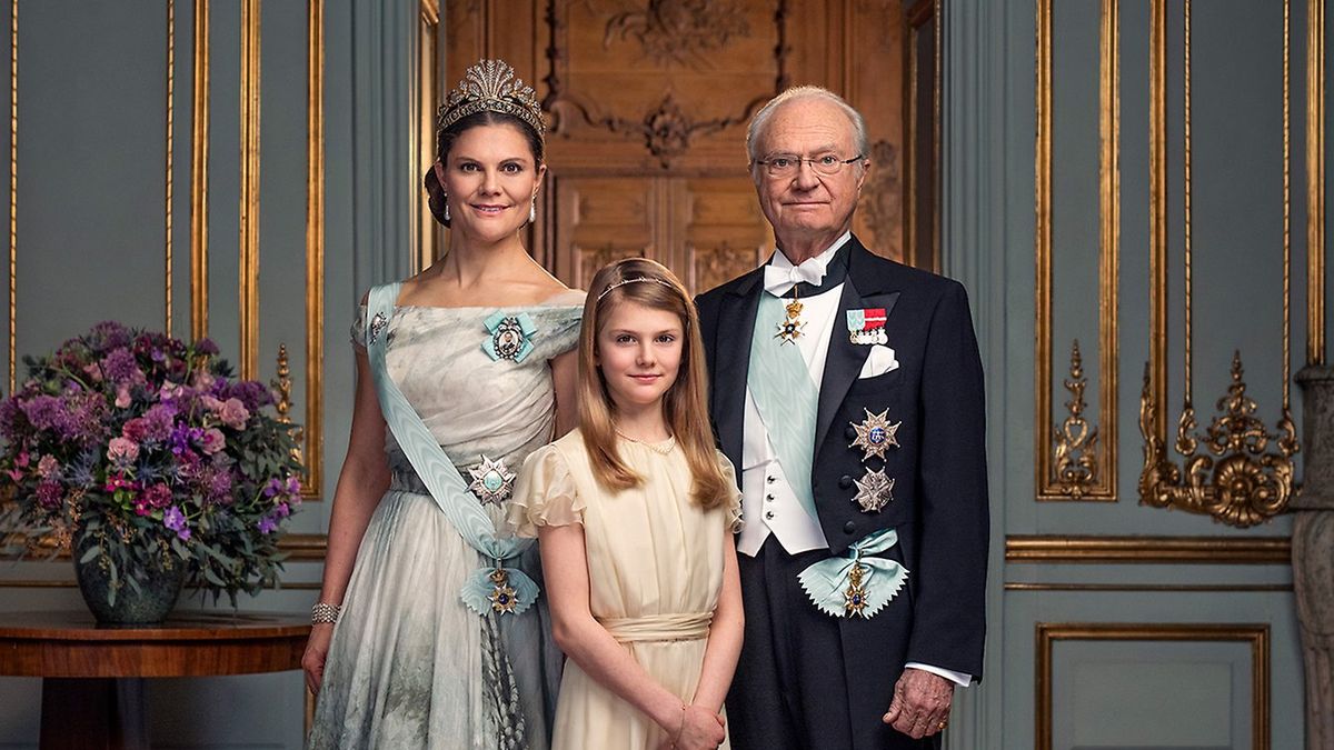 Шведская королевская династия. Королевская семья Швеции. Королевская семья Бельгии сейчас принцесса Пенелопа. Семья короля Швеции. Королевская семья 2022.