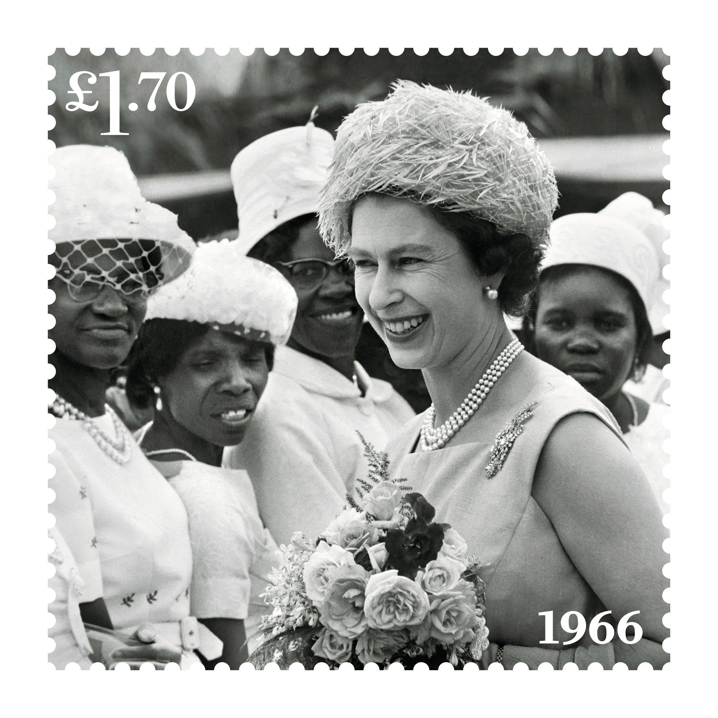    Hmq Platinum Jubilee Stamp 7 400 1643965983 