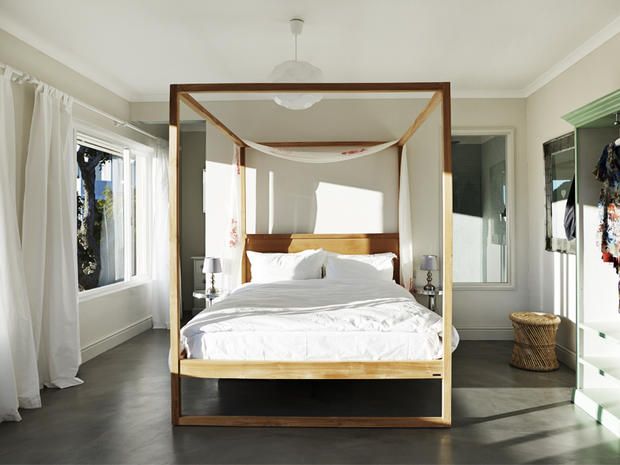 Bed, Room, Wood, Interior design, Property, Floor, Textile, Bedding, Bedroom, Bed frame, 