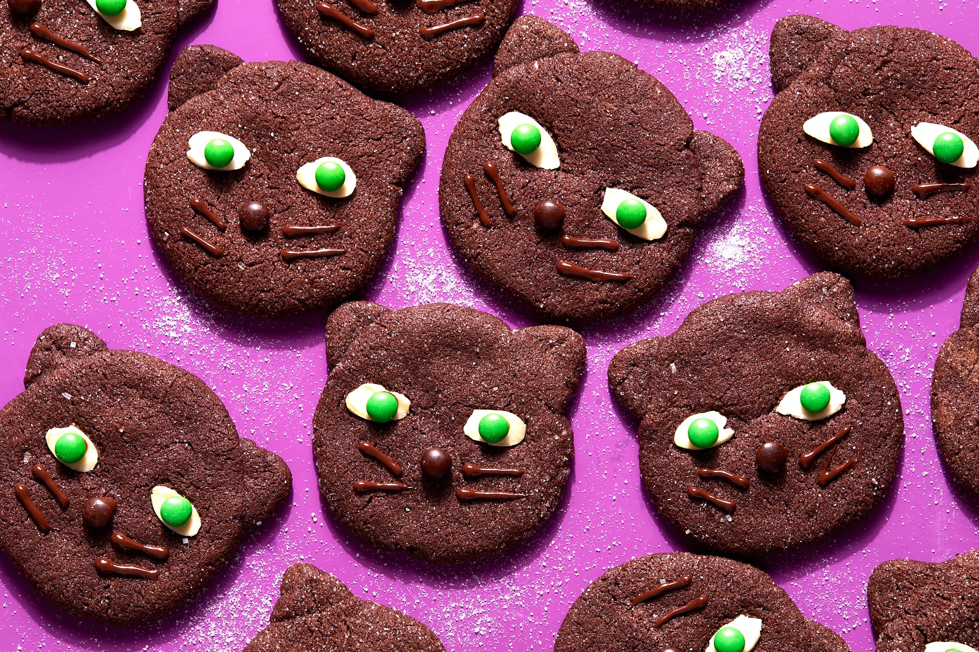 These Adorable Binx Cookies Will Complete Your 'Hocus Pocus' Watch Party