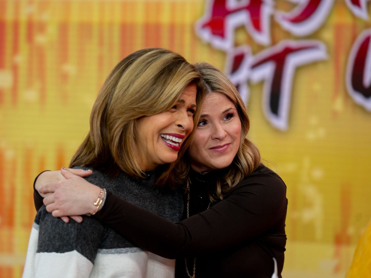 Hoda Kotb Surprises Jenna Bush Hager With 'Today' Reunion