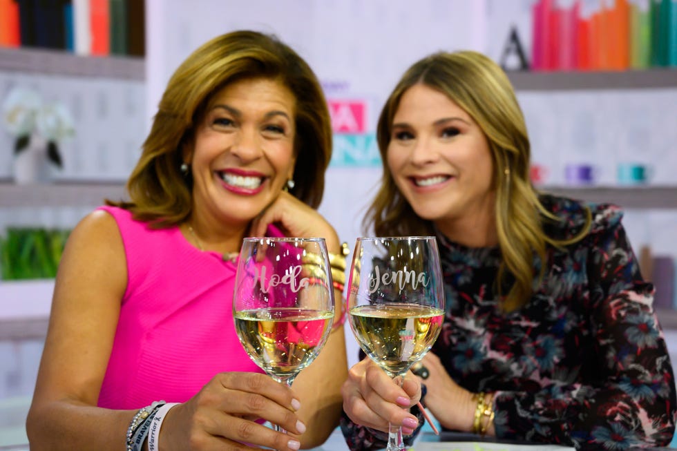 Hoda Kotb shows career photos today