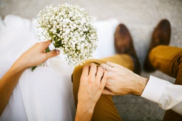 Finger, Petal, Hand, Wrist, Flower, People in nature, Nail, Comfort, Flowering plant, Bouquet, 