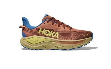 las hoka challenger 8