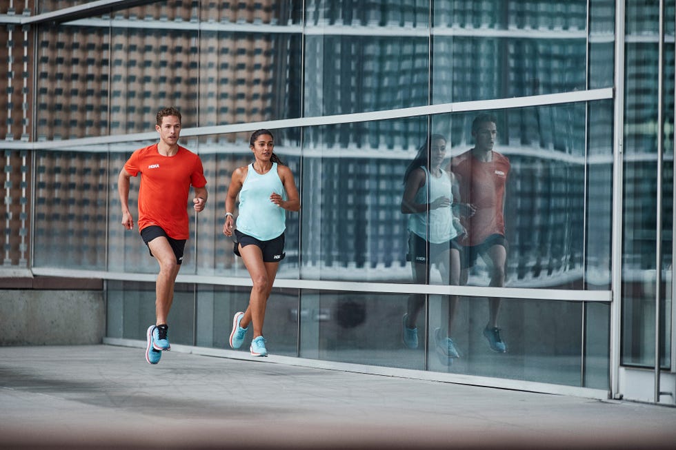hoka one one clifton 8