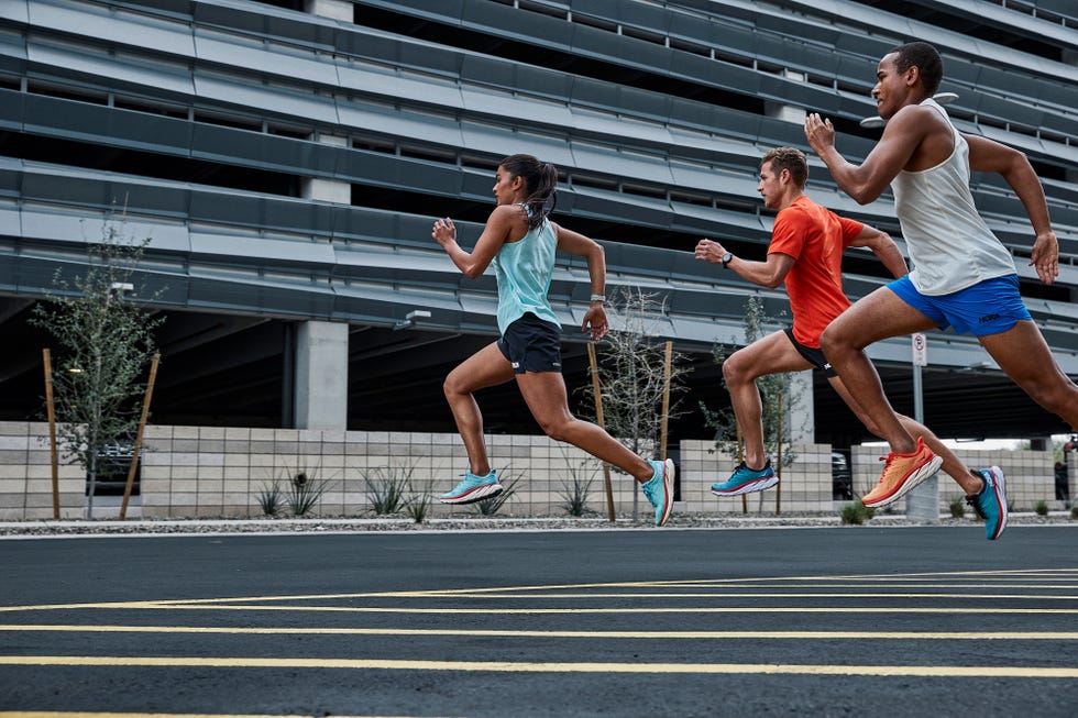 hoka one one clifton 8