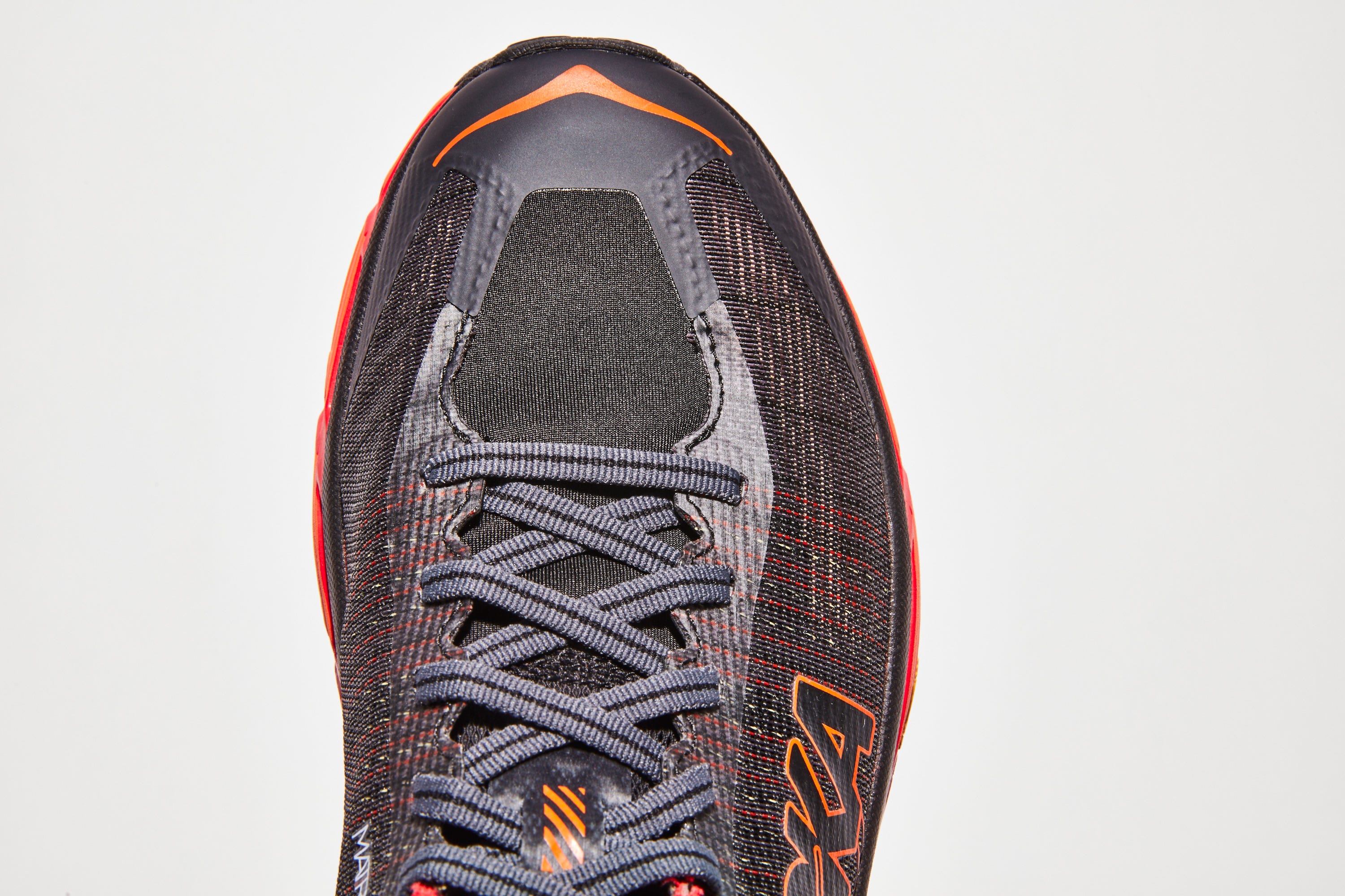 Hoka Mafate 2
