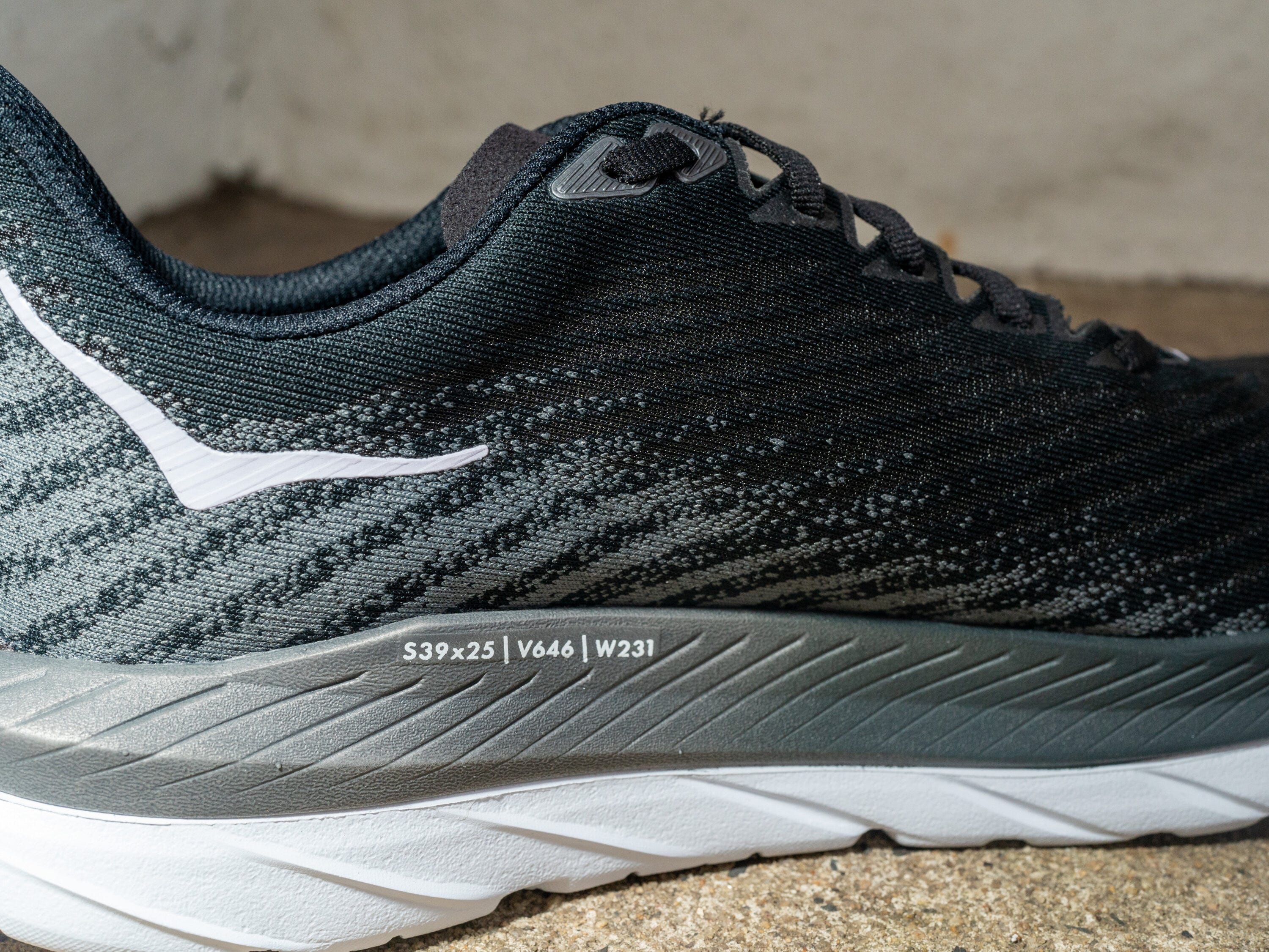 hoka mach 5