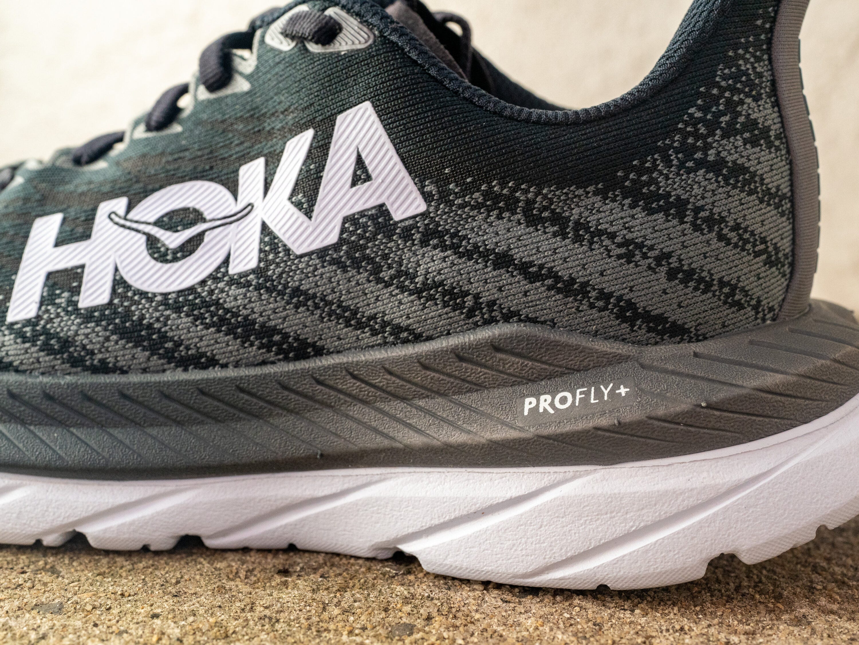 hoka mach 5