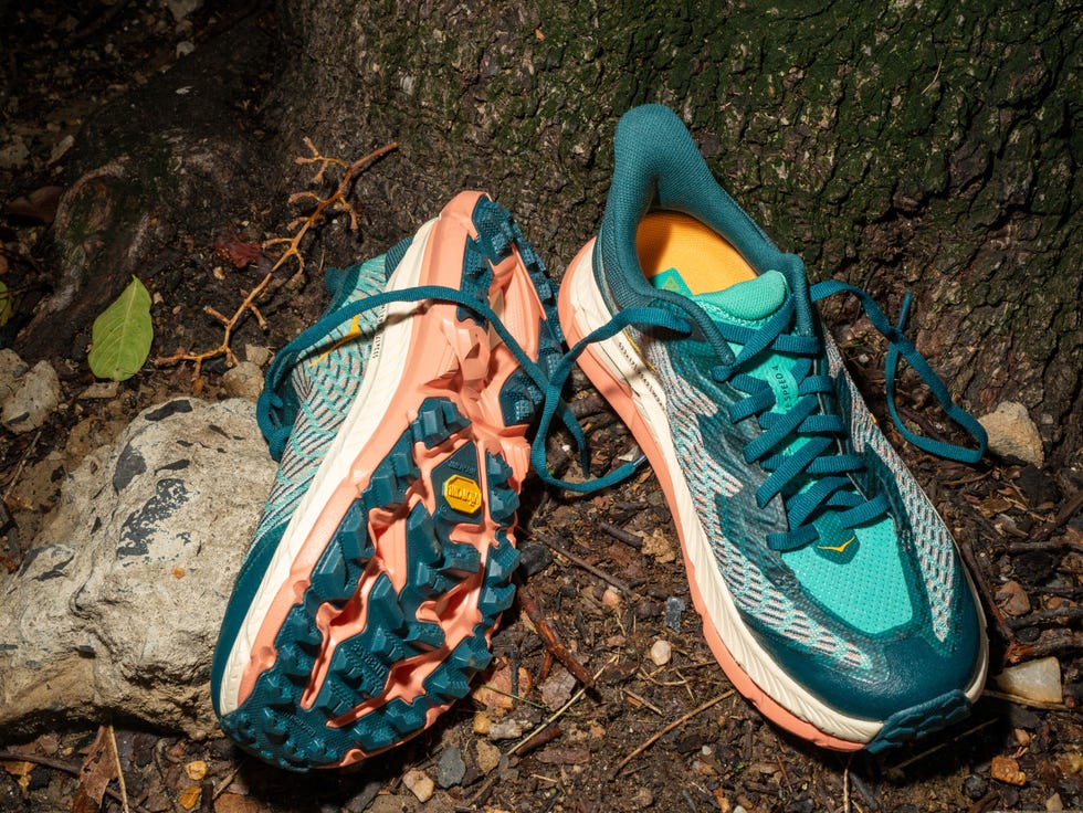 hoka mafate 4