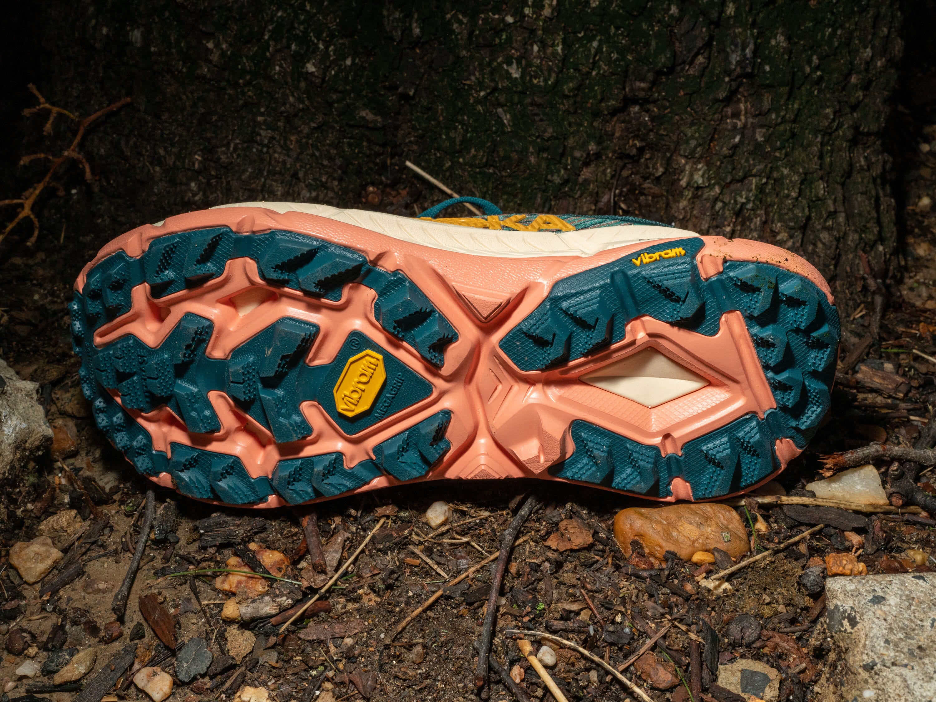 hoka mafate 4