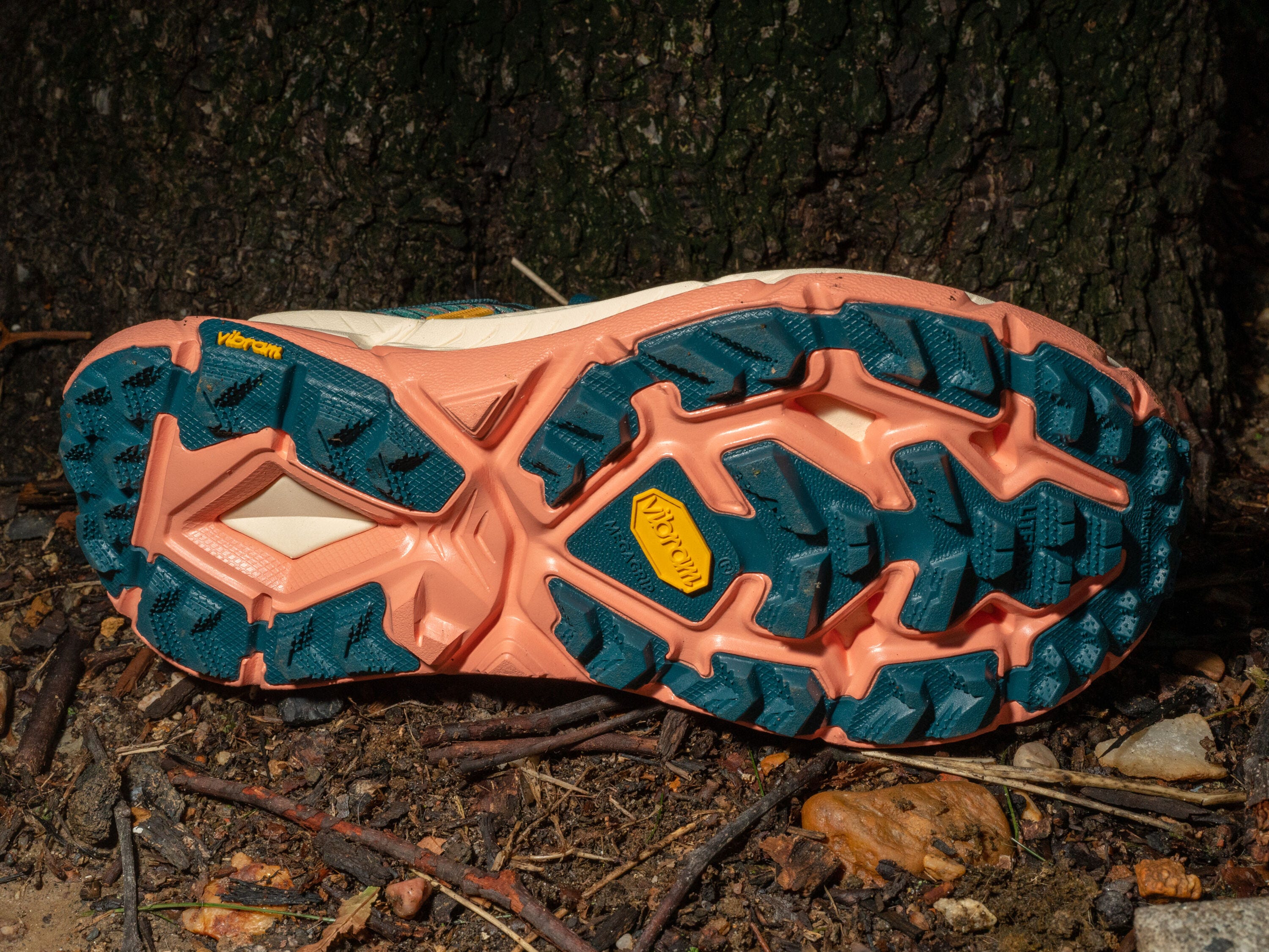 hoka mafate 4