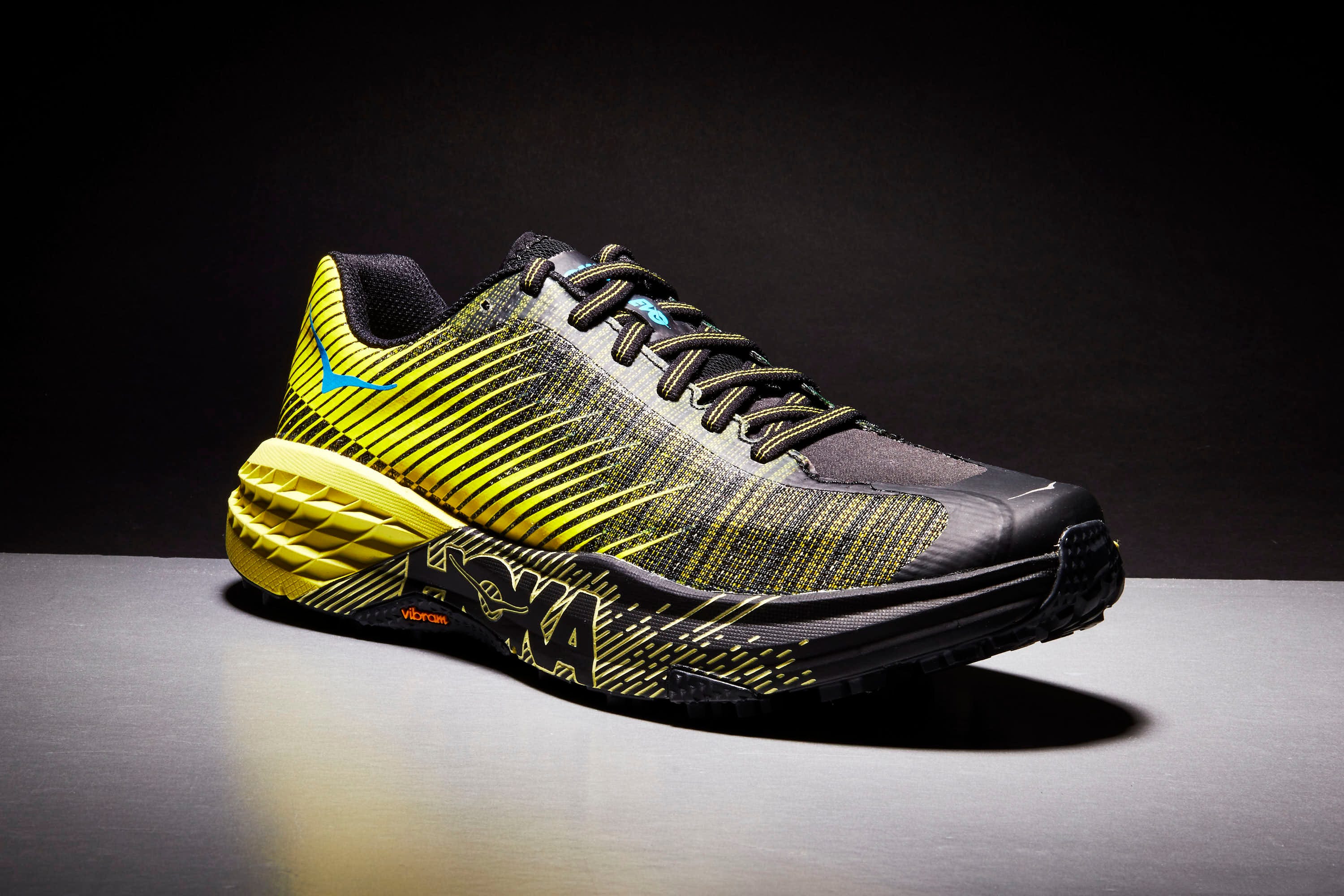 Shoe, Footwear, Black, Outdoor shoe, Yellow, Walking shoe, Running shoe, Sneakers, Athletic shoe, Cross training shoe, 