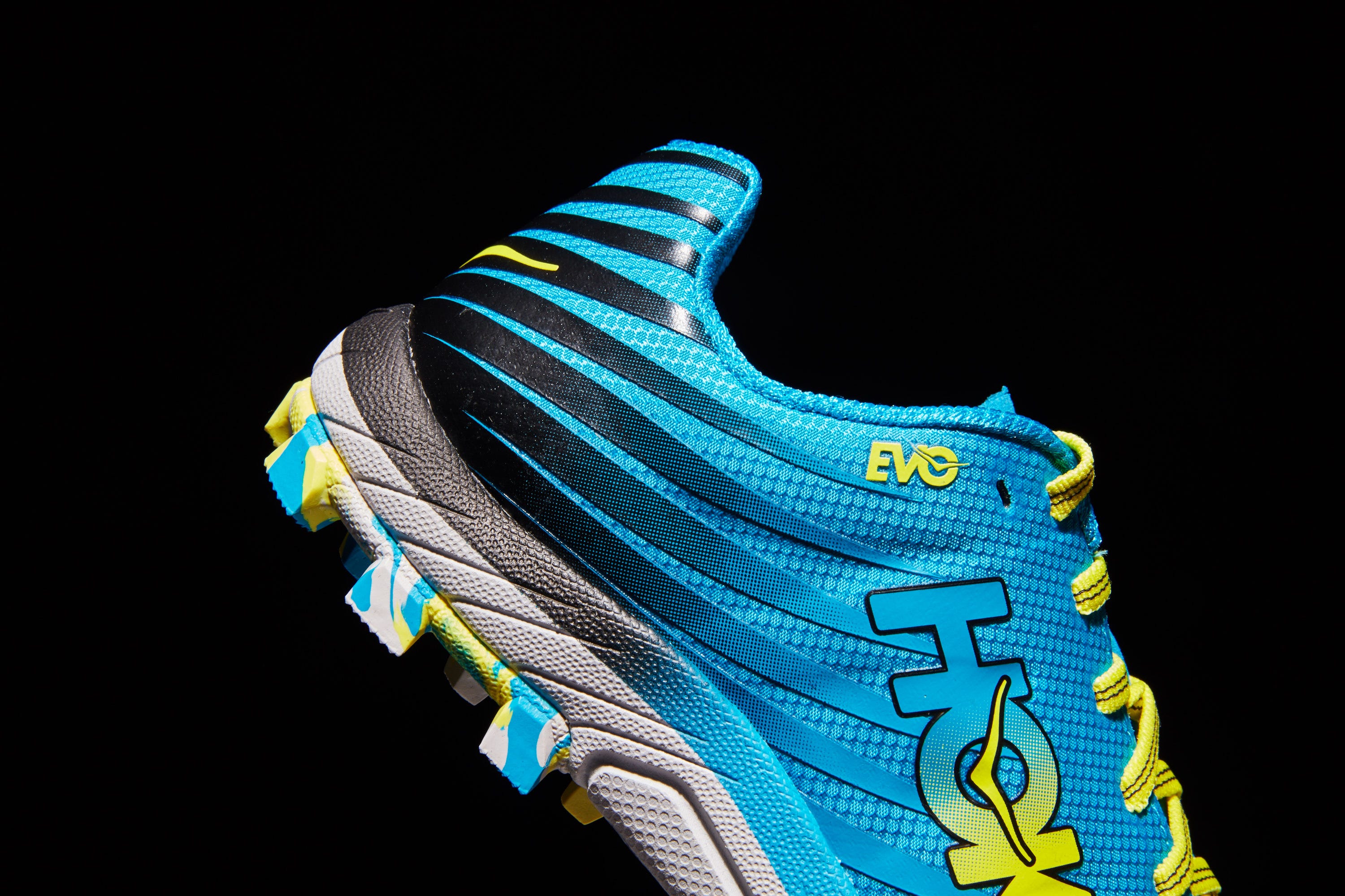 Hoka One One EVO Jawz