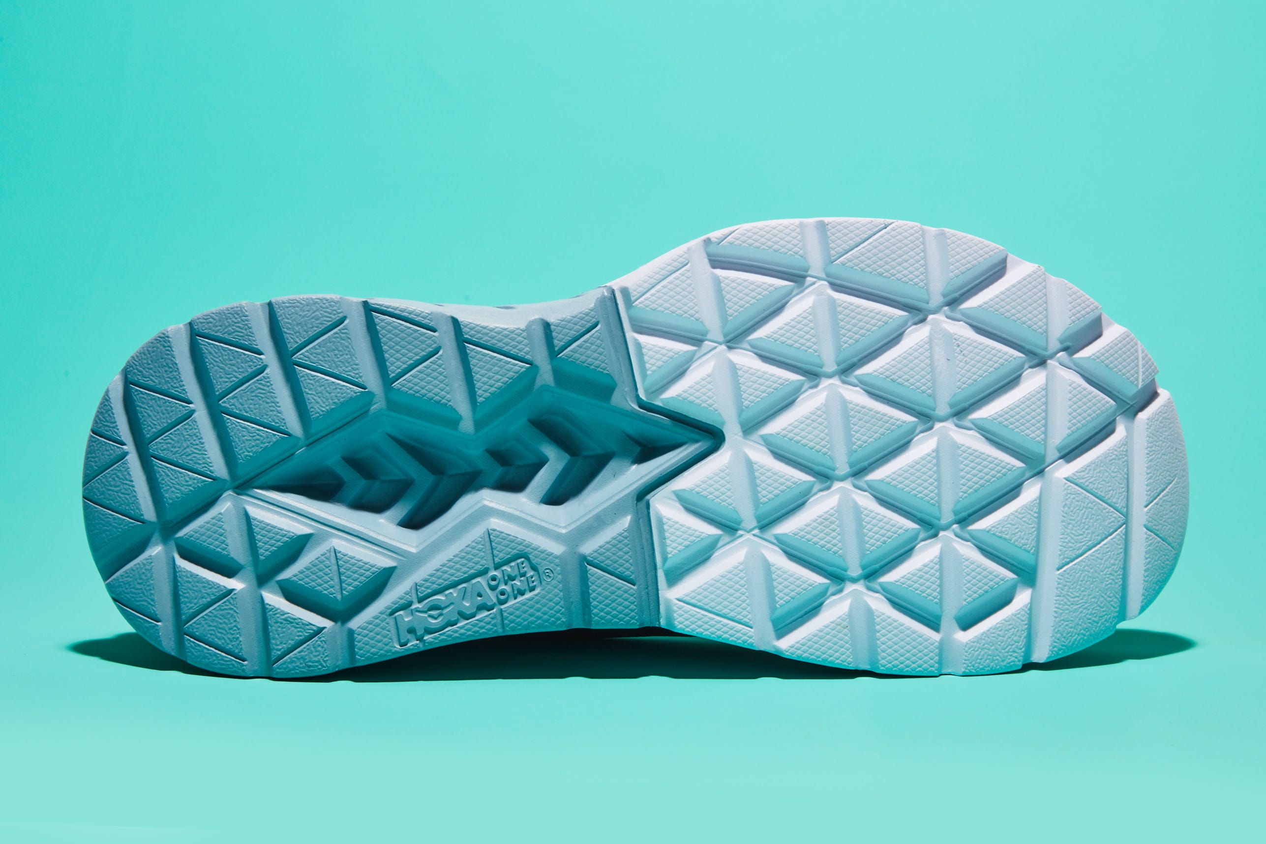 Hoka One One Mach 2