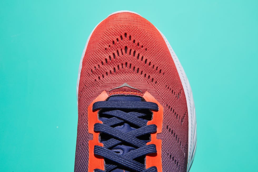 Hoka One One Mach 2