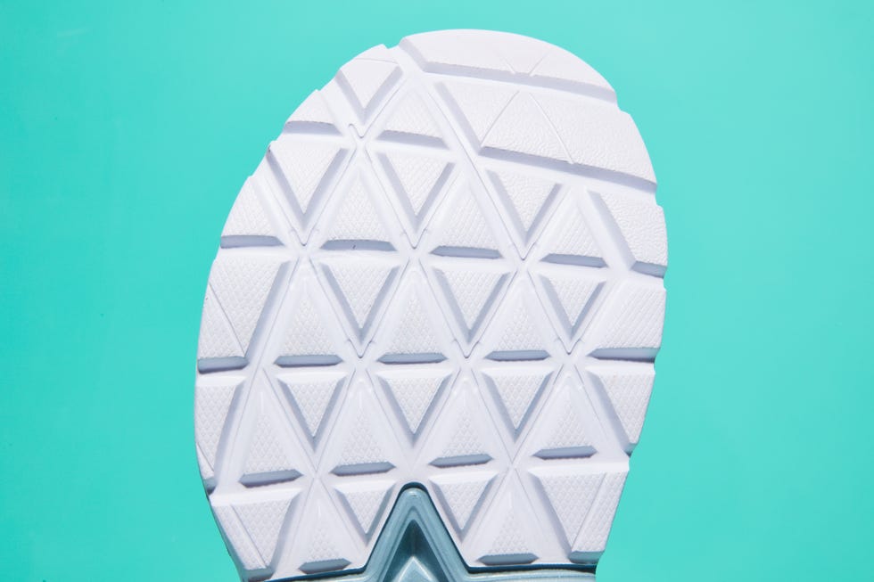 Hoka One One Mach 2