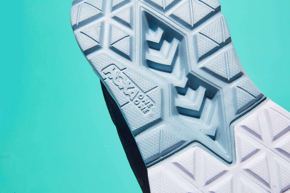 Hoka One One Mach 2