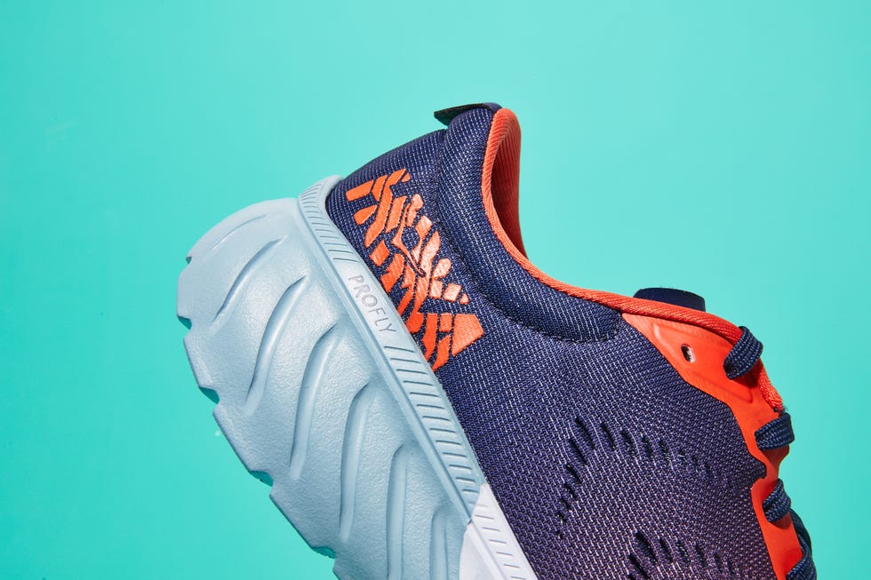 Hoka One One Mach 2