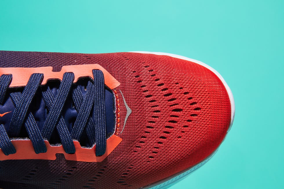 Hoka One One Mach 2