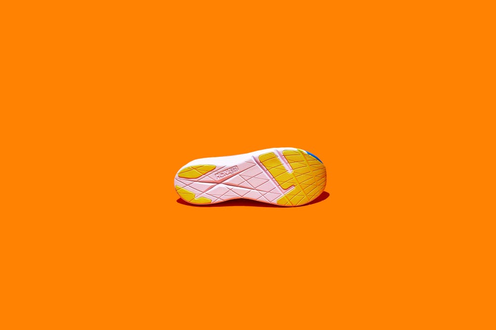 hoka one one rocket x