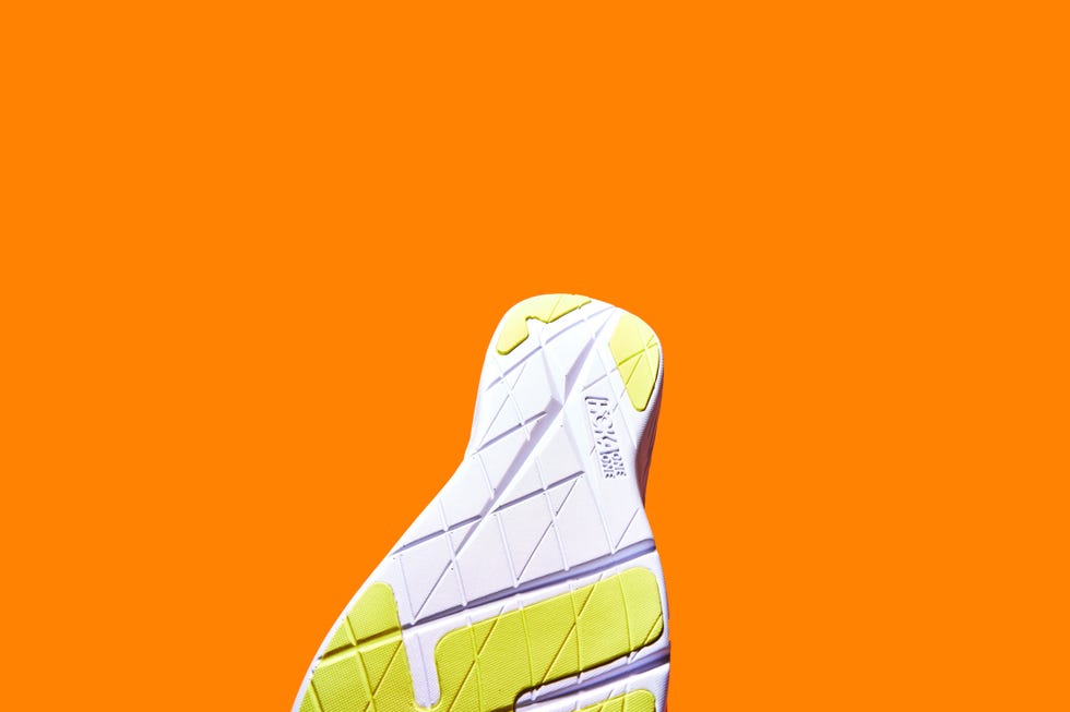 hoka one one rocket x