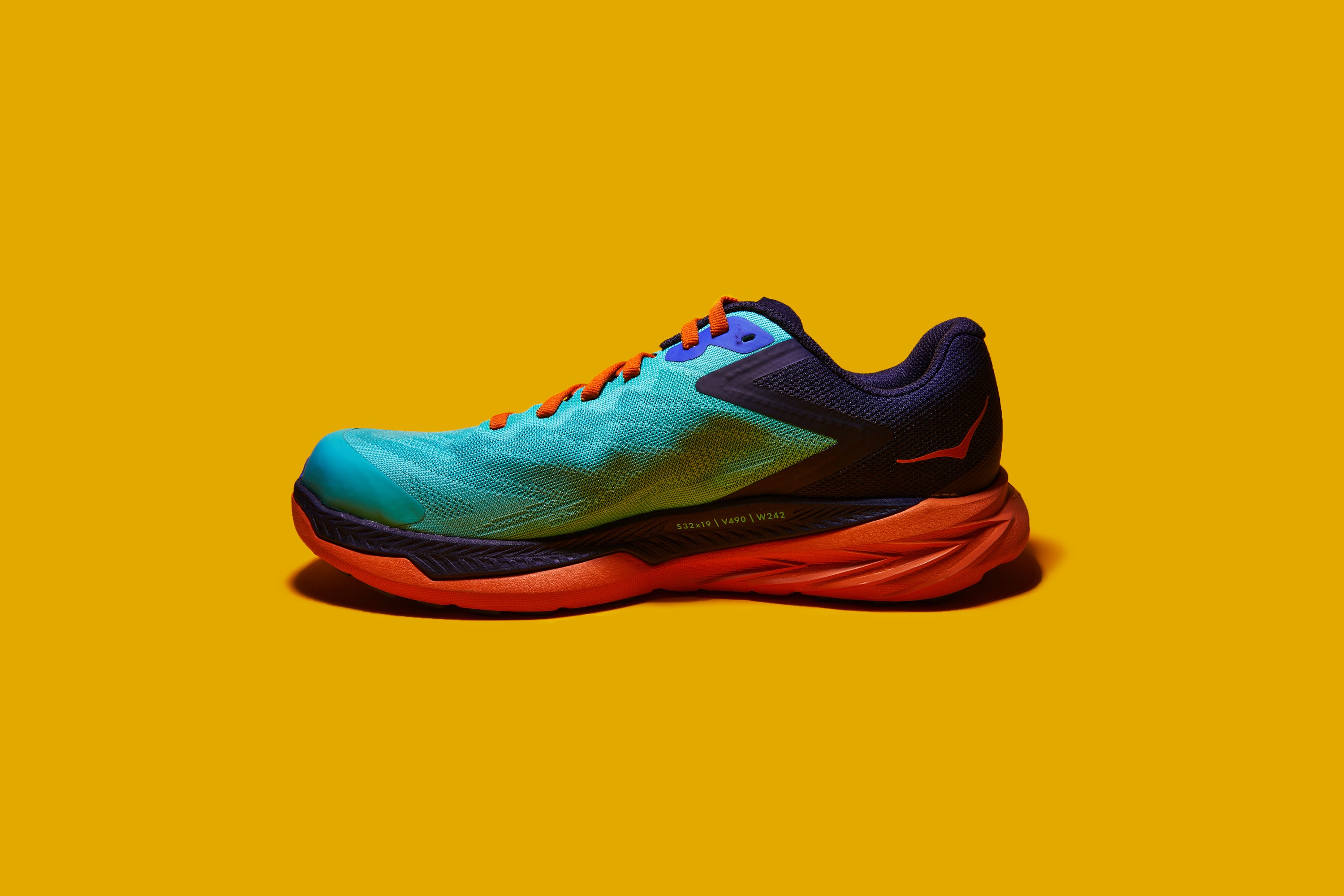 hoka one one zinal