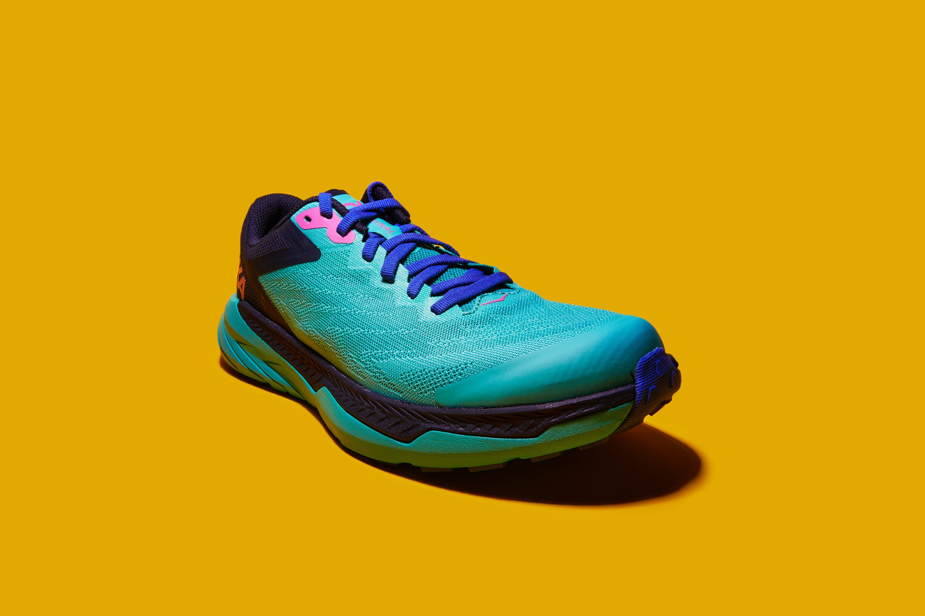 hoka one one zinal