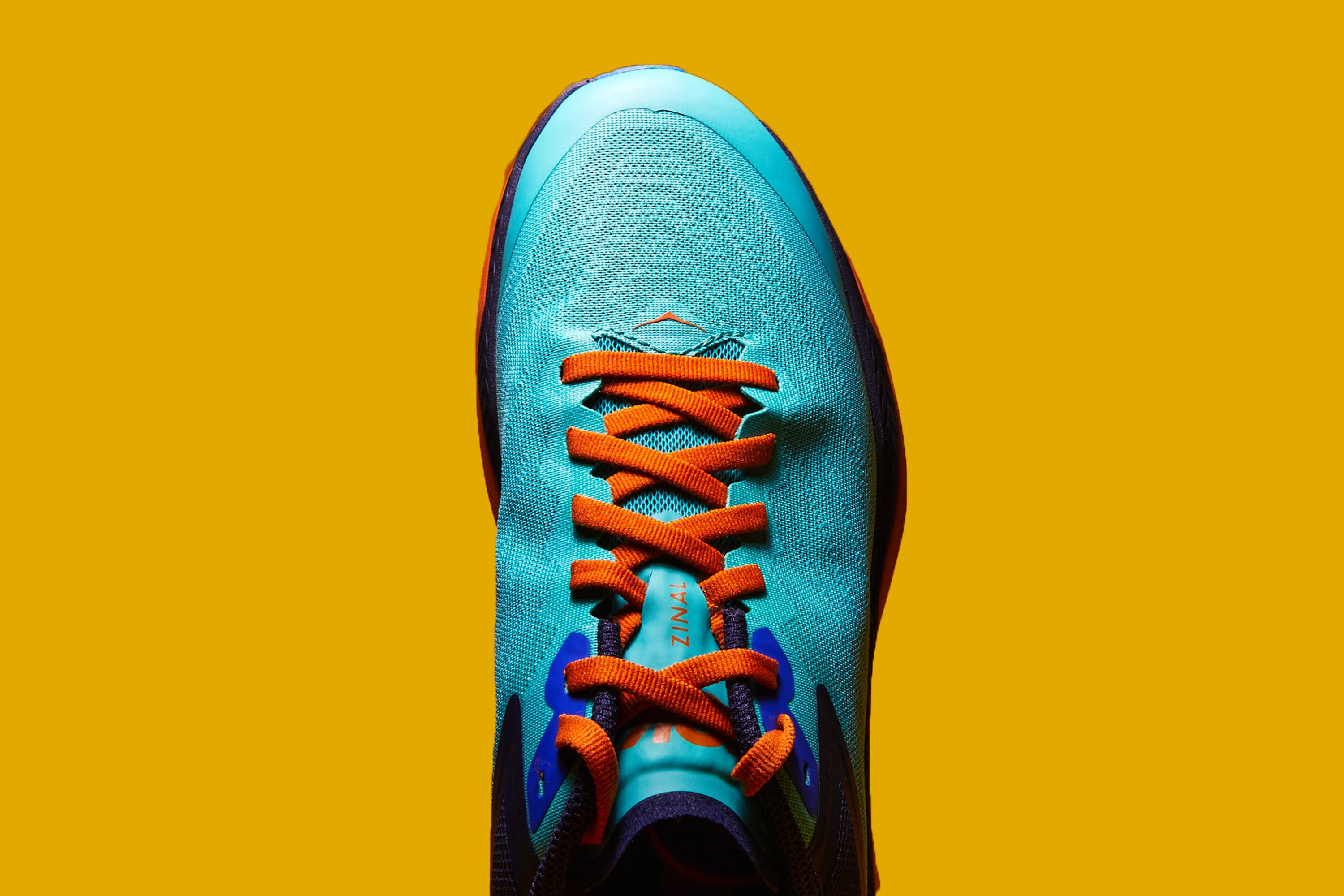 hoka one one zinal