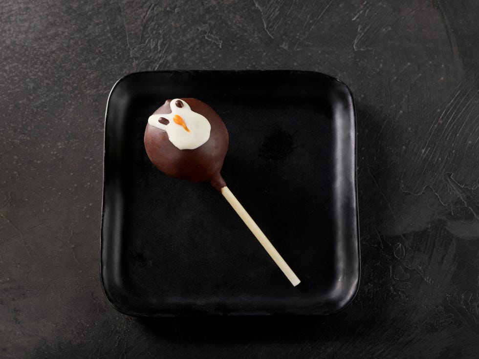 Food, Tableware, Marshmallow, Dish, Serveware, Dessert, 