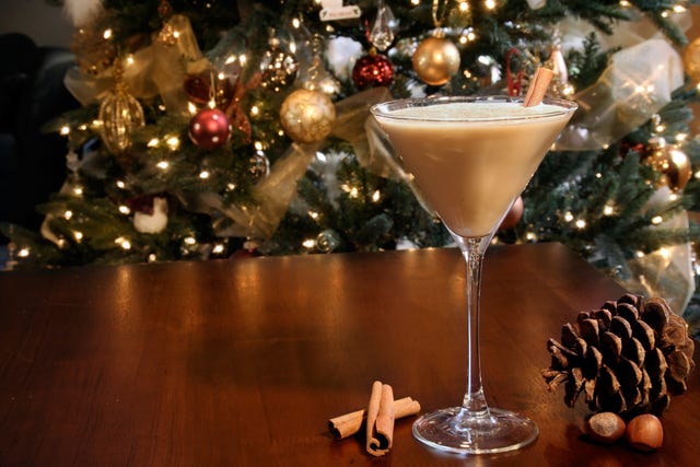 15 Delicious Christmas Martinis - Easy Martini Cocktails for Christmas