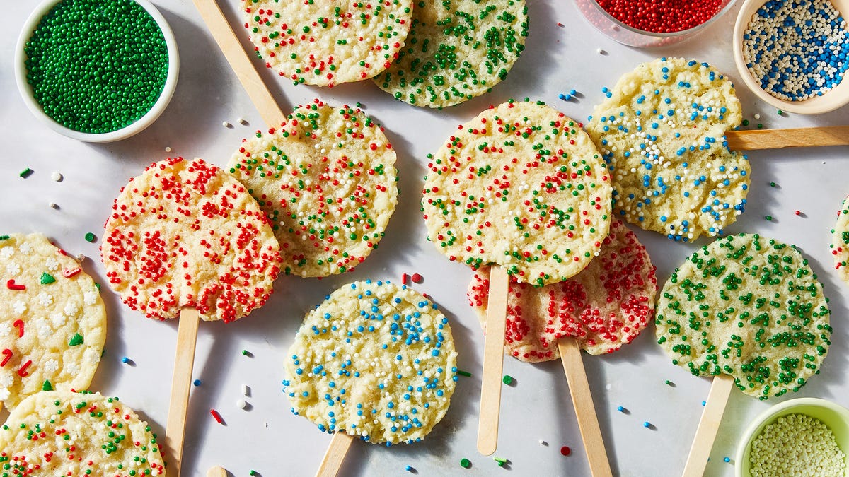 Video player poster image preview for These Holiday Sugar Cookie Pops Were Made for Dunking