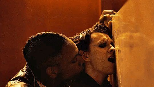 540px x 304px - Tom Holland's The Crowded Room Gay Sex Scene: Reactions and Memes