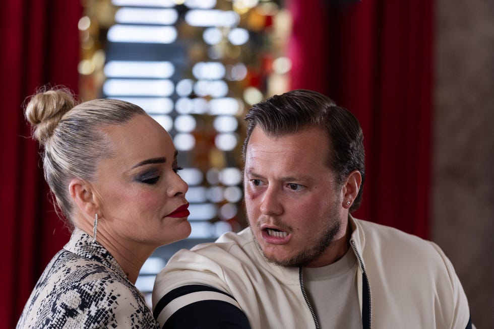 robbie roscoe and grace black in hollyoaks